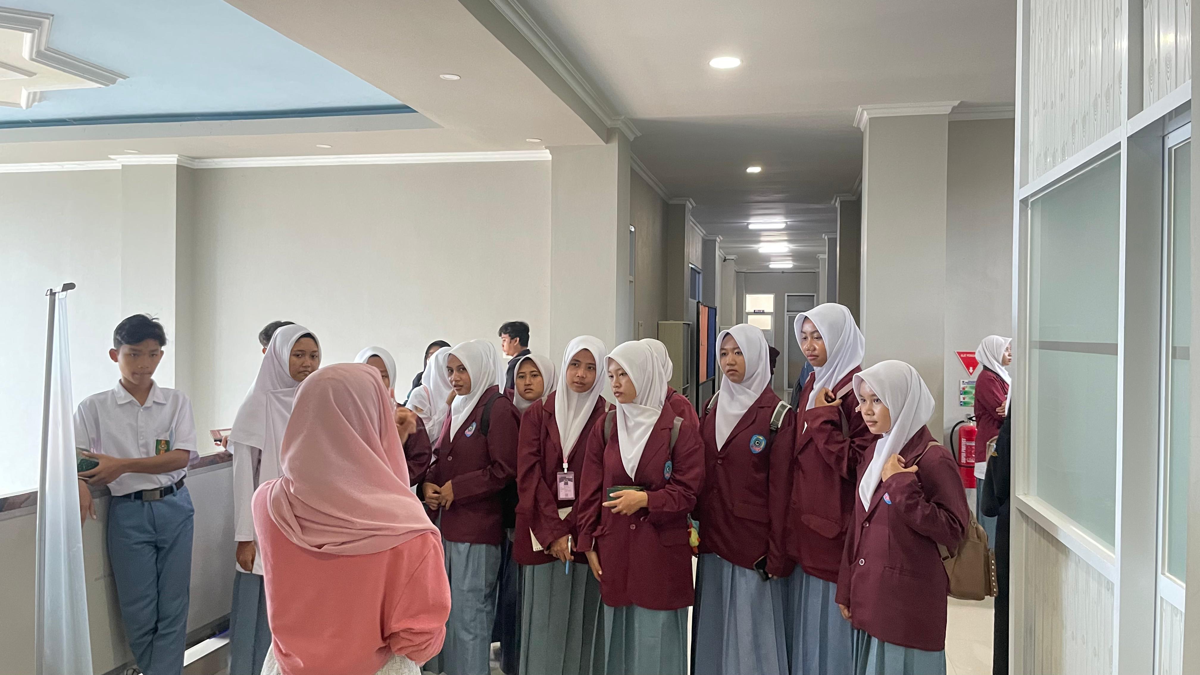 Lembaga Bahasa UM Metro Terima Kunjungan Pendidikan dari MA Muhammadiyah Metro, Siswa Antusias Ikuti Pengalaman Belajar