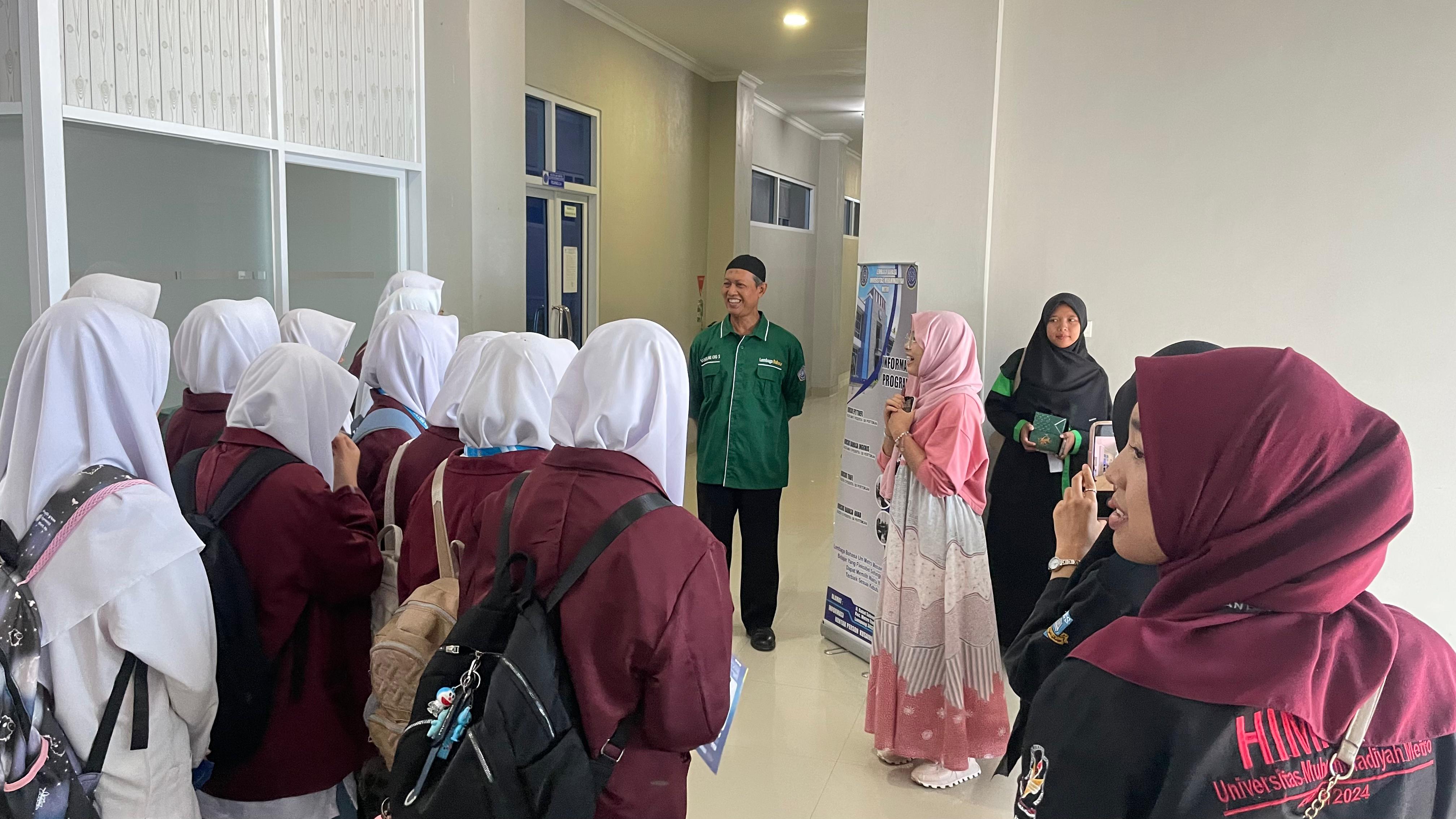Lembaga Bahasa UM Metro Terima Kunjungan Pendidikan dari MA Muhammadiyah Metro, Siswa Antusias Ikuti Pengalaman Belajar